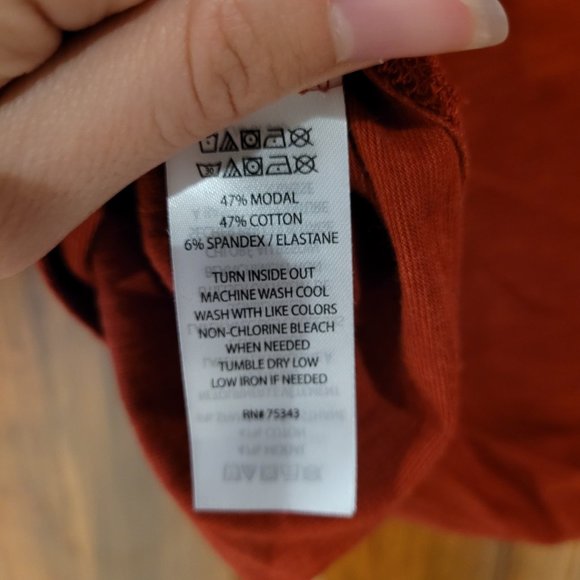 St. Tropez West EUC Rust Long Sleeve Cotton Shirt Size XS - Picture 4 of 4